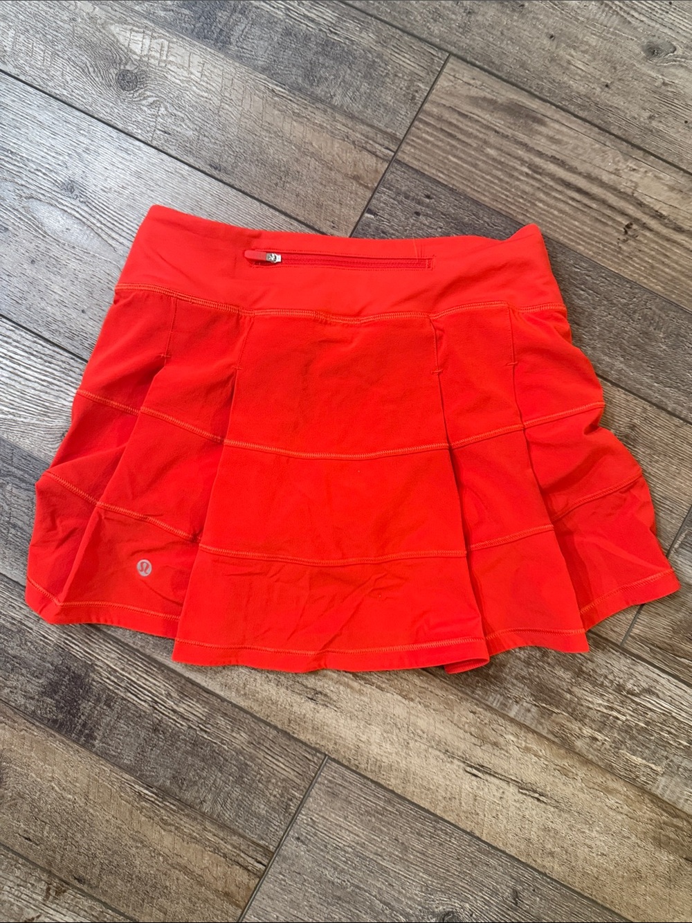 lululemon athletica Bright Red Circle Skirt - Picture 3 of 4